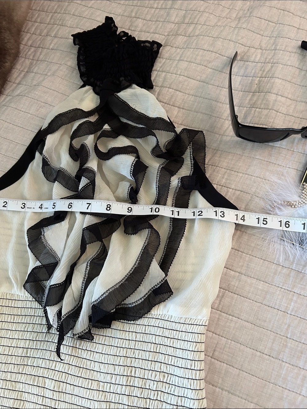 Bebe Vtg Y2K rare cream black silk ruffle halter smocked top blouse S - Picture 4 of 14